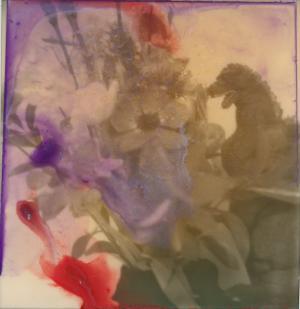 荒木経惟展「淫夏」が渋谷AMで開催。艶る着物や近未来の終戦記念日を写した最新作も