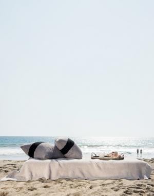 梨花ブログにも登場した「ベアフット ドリームズ」、国内初の旗艦店が新宿にオープン