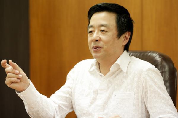 オリンピックの演出も手掛けたブラジルアーティストJUM NAKAO「ファッションは物質世界をはるかに越える」ーー【INTERVIEW】1/2