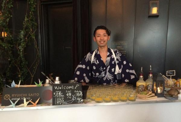 アンダーズ 東京「ルーフトップバー」の齋藤隆一、世界カクテルコンペで3位受賞