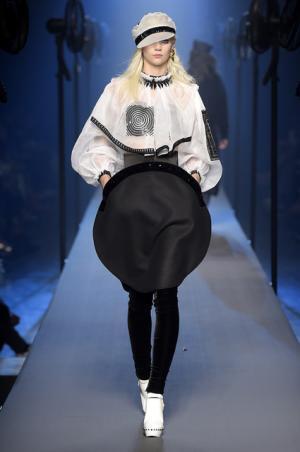 ブルターニュに染まったゴルチエ パリのマリン【2015-16秋冬クチュール】