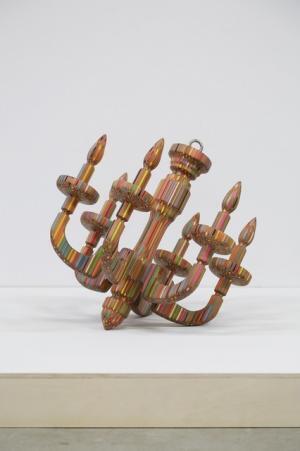 武蔵美U-35の現役＆卒業生、新宿伊勢丹で“アート・デザインの現在”を展示販売