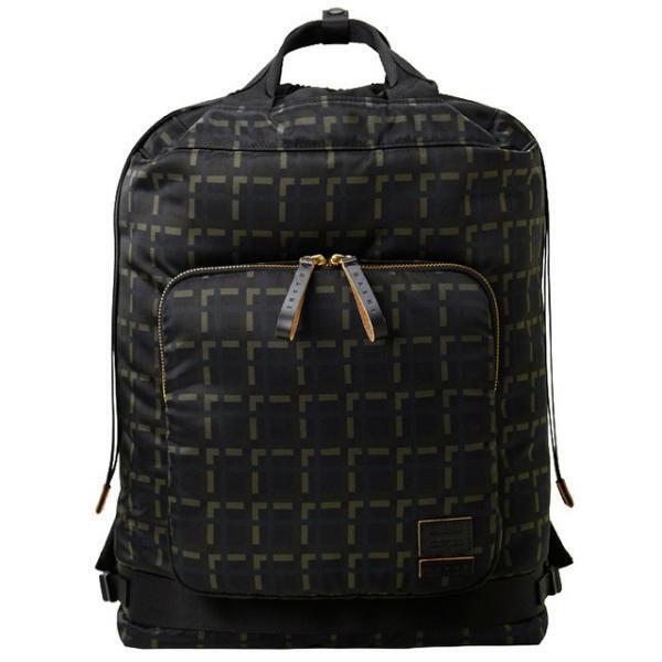 MARNI×PORTERコラボ第6弾は、ランウェイでも注目を浴びたダークグリーンのチェック柄！