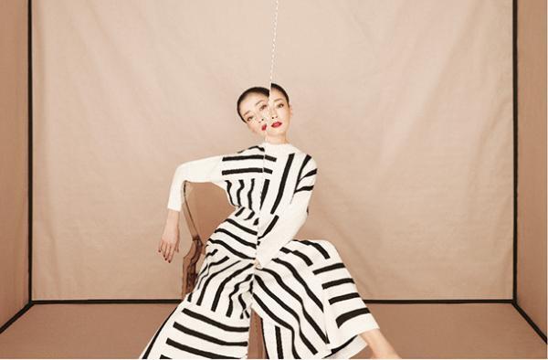 女優・宮沢りえ×現代美術家でファインアート。内なるエネルギーをビジュアル化