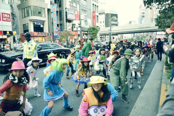六本木がアートで街づくり、国内最大級のハロウィンイベント「ROPPONGI HALLOWEEN」開催