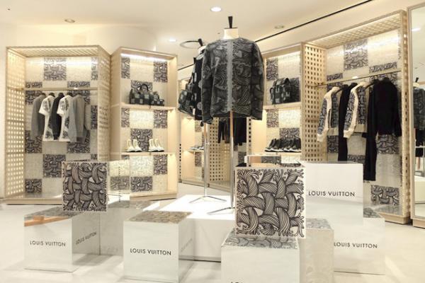 ルイ・ヴィトンの2015-16秋冬コレクションがDSMGで発売。限定アイテムやインスタレーションも