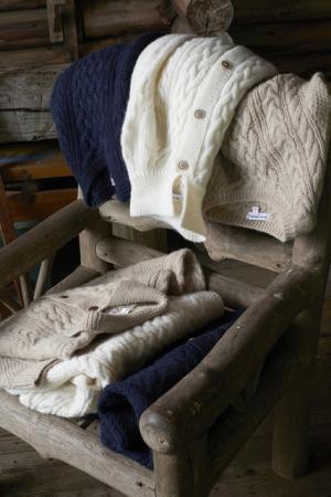 ユニクロ×イネスの2015-16秋冬は40、50年代のフランス映画のワンシーンをイメージ