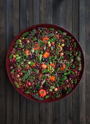 ニコライ・バーグマン、展覧会「伝統花伝」を6年ぶりシャングリ・ラ ホテル東京で開催