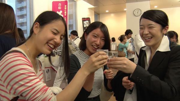 女性のための“郷酒の祭典”が銀座で開催。きき酒や日本酒に合うスイーツ紹介など