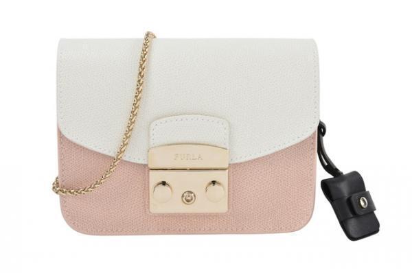 フルラ「メトロポリス」にカスタマイズバッグ登場。12種類のフラップが付け替え可能