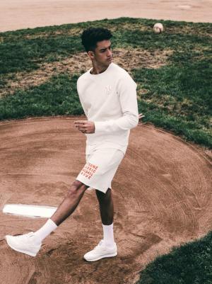 メゾン キツネ×リーボック クラシック、“ベースボール”がテーマのコレクション発売