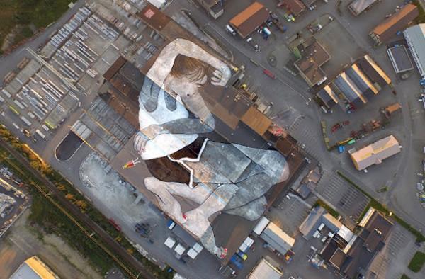 ノルウェーに世界一巨大な壁画が完成。製作期間はたった4日！