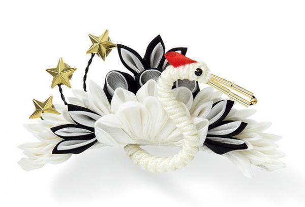 山口小夜子デザインのジュエリー作品「uruyui」、新宿伊勢丹で現代風に昇華