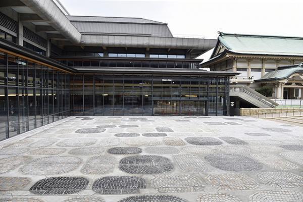 京都から芸術文化を発信する「京都ロームシアター」、小澤征爾が竣工式で記念演奏会