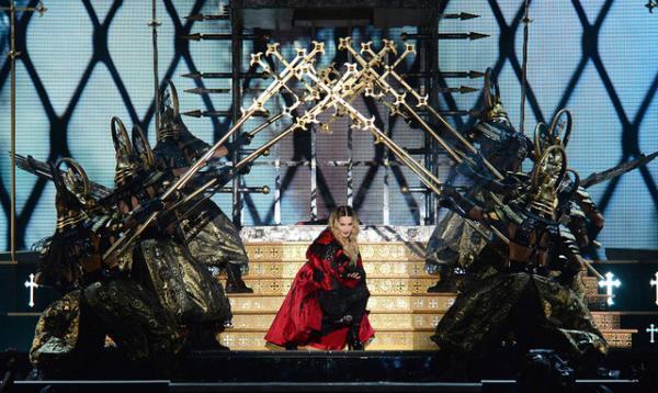 マドンナ10年ぶりの来日が決定。ワールドツアーの衣装をGUCCIアレッサンドロ・ミケーレ等が手がける