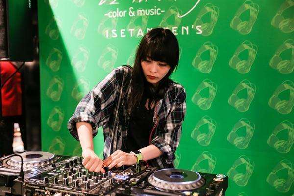 伊勢丹新宿店メンズ館、12周年記念パーティ開催。五感で楽しむ「color &amp; music」に熱狂