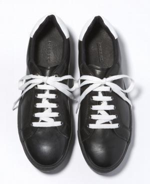 ディーゼル、新宿伊勢丹でシューズを集めたポップアップ。新作スニーカー世界先行発売