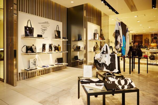 日本人アーティスト3人とコラボ、「ディスコード ヨウジヤマモト」がリミテッドショップをオープン