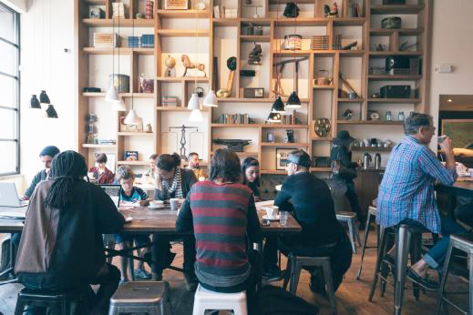 アン・ハサウェイ主演『マイ・インターン』公開記念“NYツアー”が発売