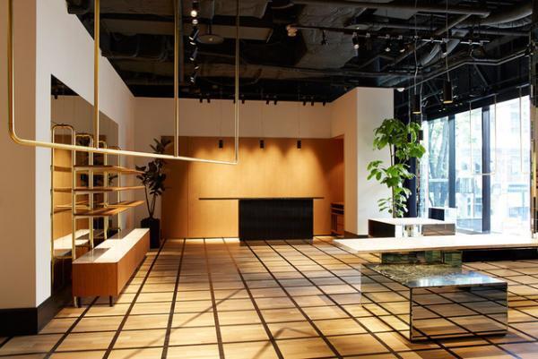 AMI海外初の旗艦路面店が表参道GYREに誕生