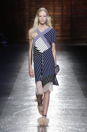 【ルック】エミリオ・プッチ16SSコレクション