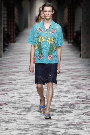 【ルック】グッチ2016春夏ウィメンズコレクション