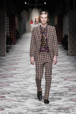 【ルック】グッチ2016春夏ウィメンズコレクション