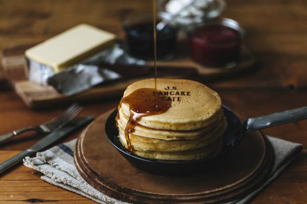 ハロウィン限定“モンブラン風パンケーキ”が「J.S.PANCAKE CAFE」に登場