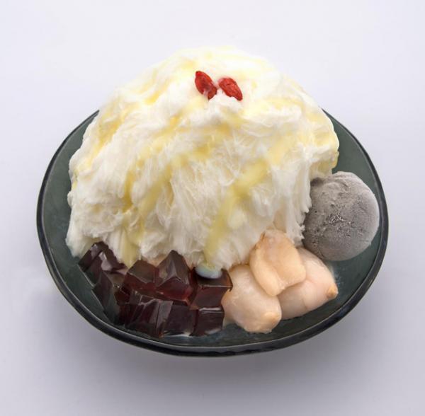 アイスモンスターが初のハロウィンイベント開催、「モンスターハウス」に模様替え！