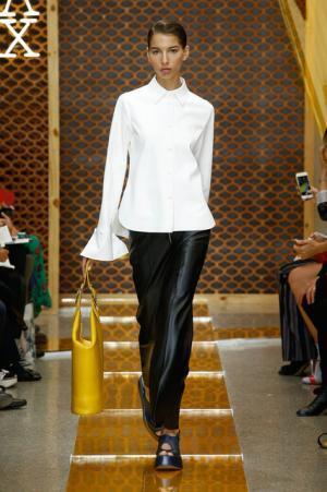 【ルック】スポーツマックス16SSコレクション