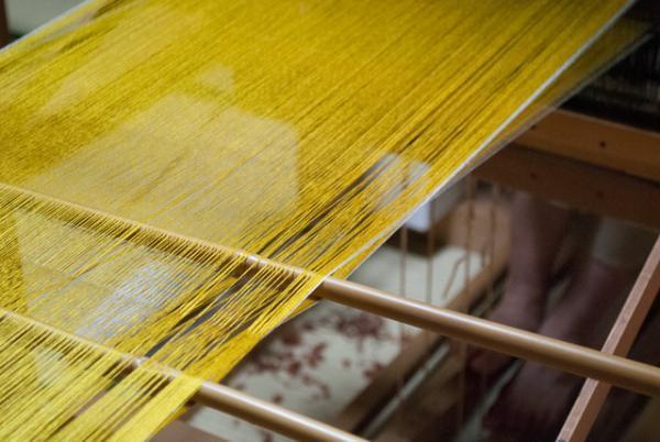 黄八丈「八丈島の自然と歴史が刻まれた染織」山下芙美子さん＆誉さんに会いに。前編【ENcounter vol.1】