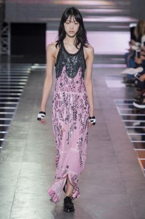 【ルック】ルイ・ヴィトン2016春夏ウィメンズコレクション