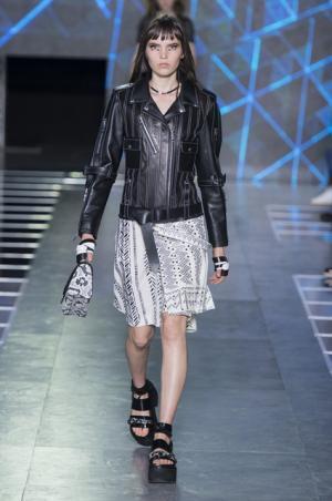 【ルック】ルイ・ヴィトン2016春夏ウィメンズコレクション