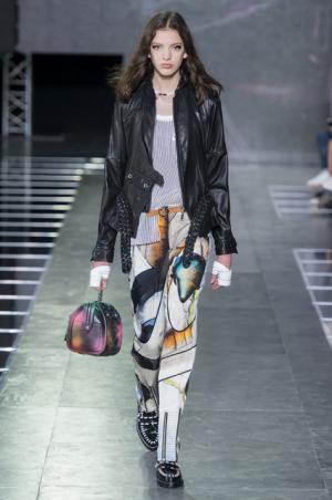 【ルック】ルイ・ヴィトン2016春夏ウィメンズコレクション