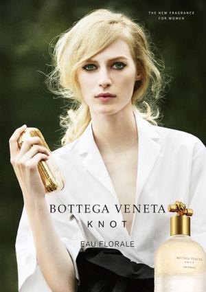 ボッテガ・ヴェネタがフレグランス「ノット」の新作発売、ローズとピオニーの花園をイメージ