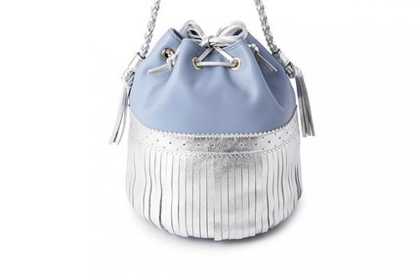 J&amp;M デヴィッドソンの新宿伊勢丹ポップアップで人気バッグ「カーニバル」をカスタマイズ