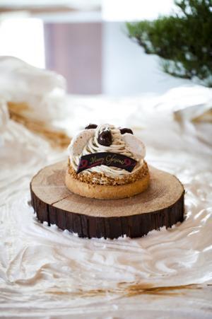 アンダーズ 東京のクリスマス、ワインに合う大人のケーキや人気エクレアの期間限定フレーバーなど