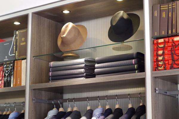 キャサリン ハムネット ロンドンが渋谷にオープン、コーヒーを飲みながらスーツのオーダーサービスも