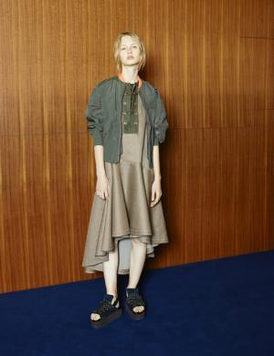 【ルック】カラー16SSウィメンズコレクション