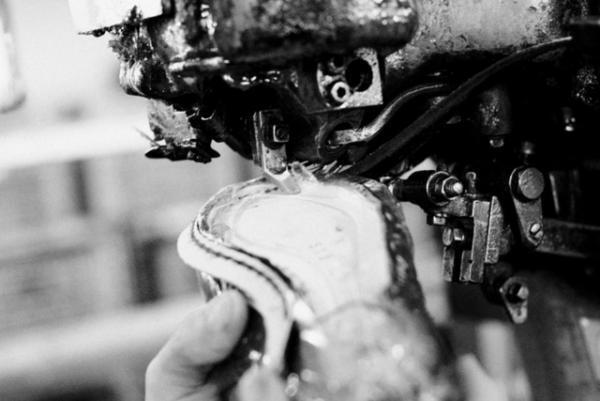 138年の伝統を継承、レザーブランド・ロトゥセが新宿伊勢丹でシューズオーダー会を実施