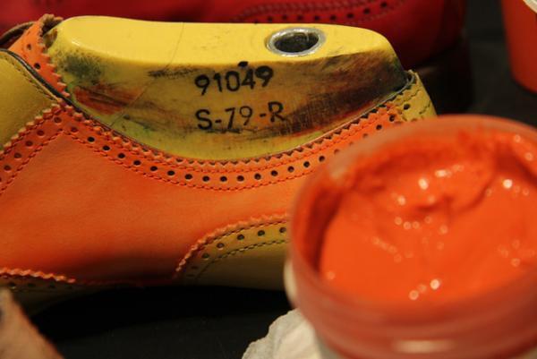 138年の伝統を継承、レザーブランド・ロトゥセが新宿伊勢丹でシューズオーダー会を実施