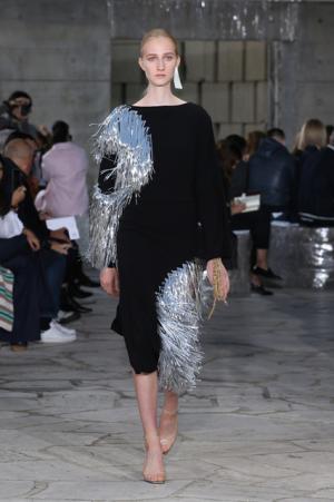 【ルック】ロエベ16SSウィメンズコレクション