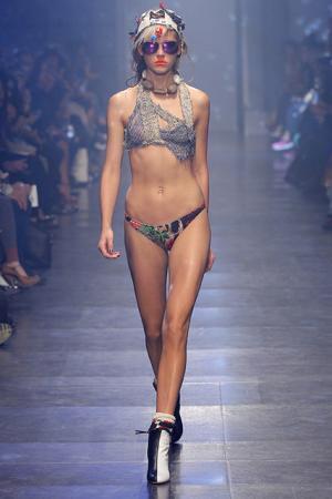 【ルック】ヴィヴィアン・ウエストウッド・ゴールドレーベル16SSコレクション