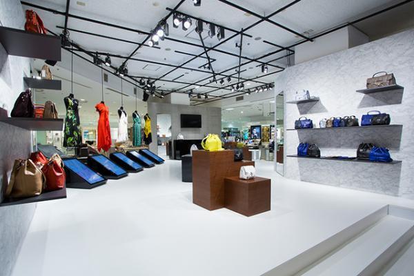 プロエンザ スクーラーのデザイナー２人が来日。新宿伊勢丹のポップアップでチームラボとコラボ