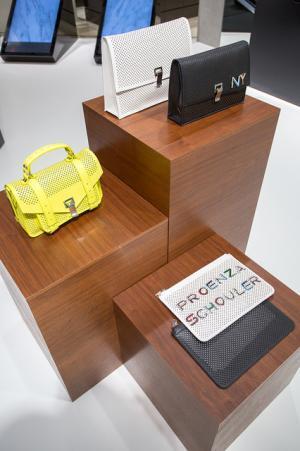 プロエンザ スクーラーのデザイナー２人が来日。新宿伊勢丹のポップアップでチームラボとコラボ