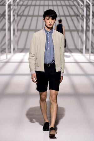 東京的リアリティを添えてトッド・スナイダーがMBFWTでショーを開催【16SS】