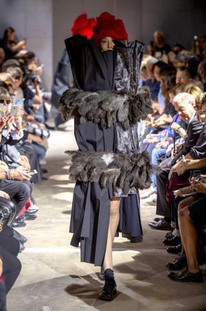 【ルック】コム デ ギャルソン16SSコレクション