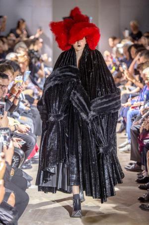 【ルック】コム デ ギャルソン16SSコレクション