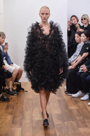 【ルック】ノワール・ケイ ニノミヤ16SSコレクション