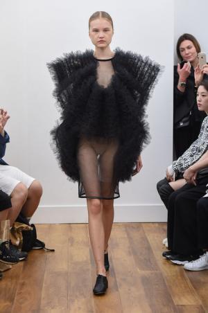 【ルック】ノワール・ケイ ニノミヤ16SSコレクション